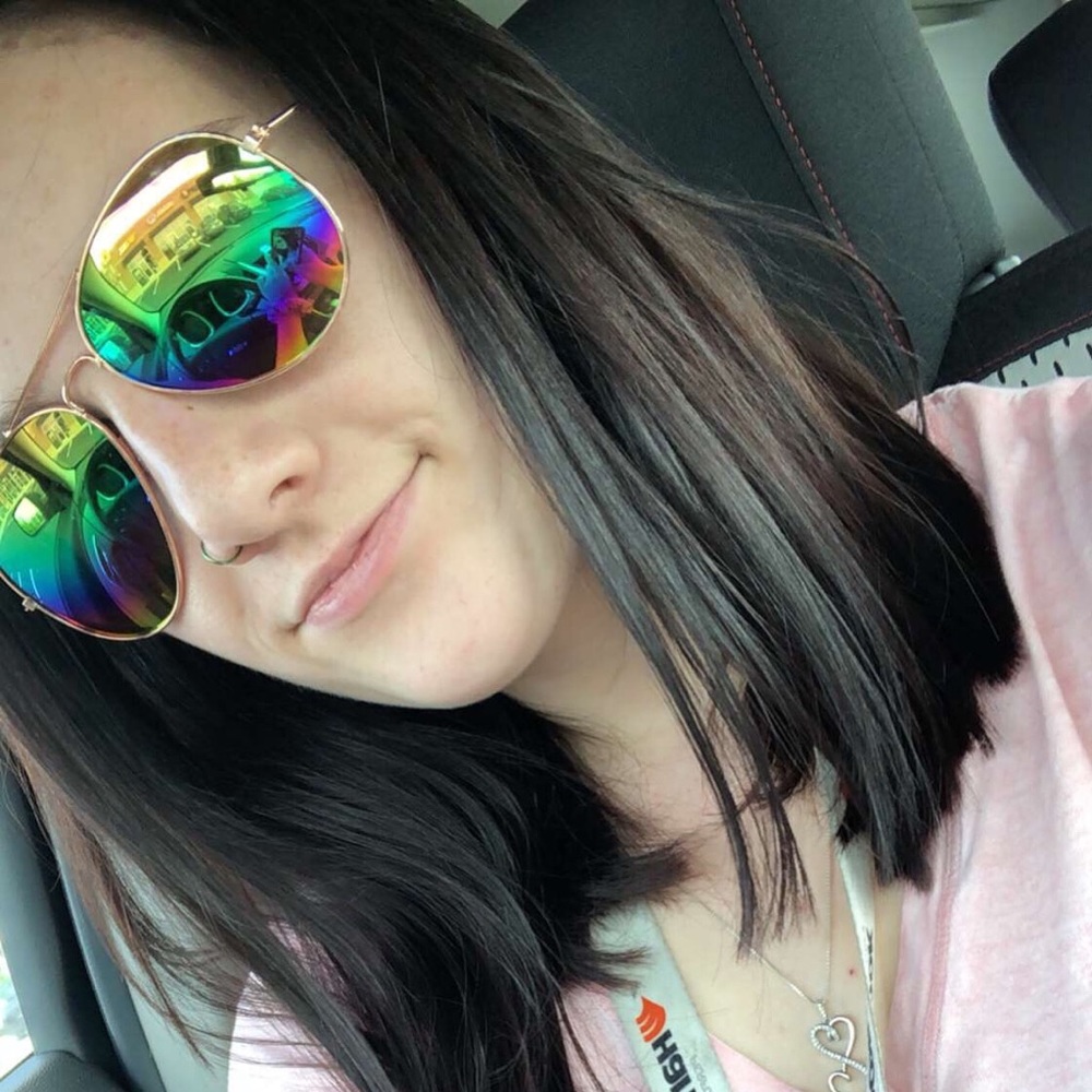 Meet your Posher, Chasity